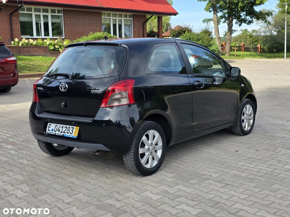 Toyota Yaris 1.3 Luna - 5