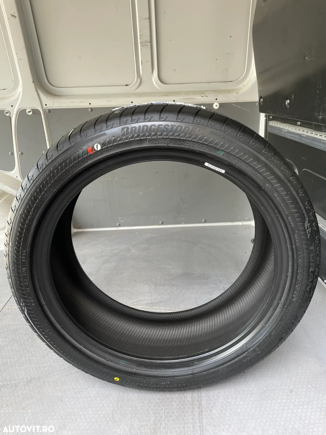 Anvelope noi vara Bridgestone 245/45 RF20 TURANZA T005 99Y - 3