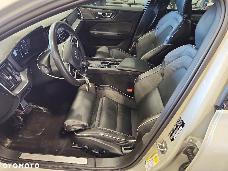 Volvo S60 - 7