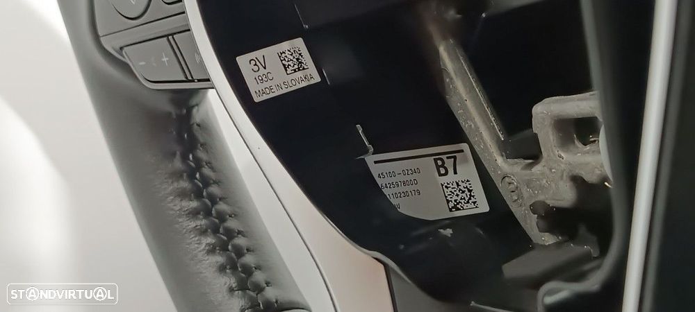 VOLANTE TOYOTA COROLLA (E21) HYBRID ACTIVE - 3