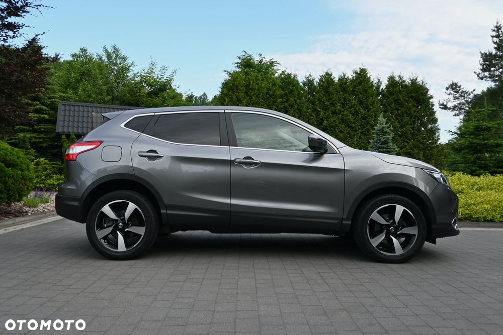 Nissan Qashqai 1.2 DIG-T Xtronic 360 - 9