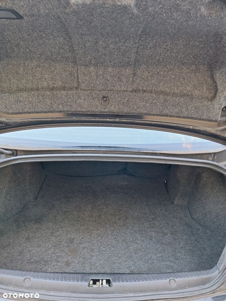 Mitsubishi Lancer 1.8 Instyle CVT - 21