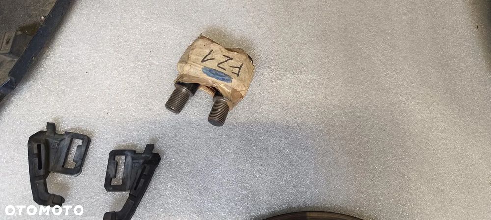 YAMAHA FZ1 LAMPA TYŁ OGON OWIEWKA STELAŻ TARCZA OSŁONA SET - 4