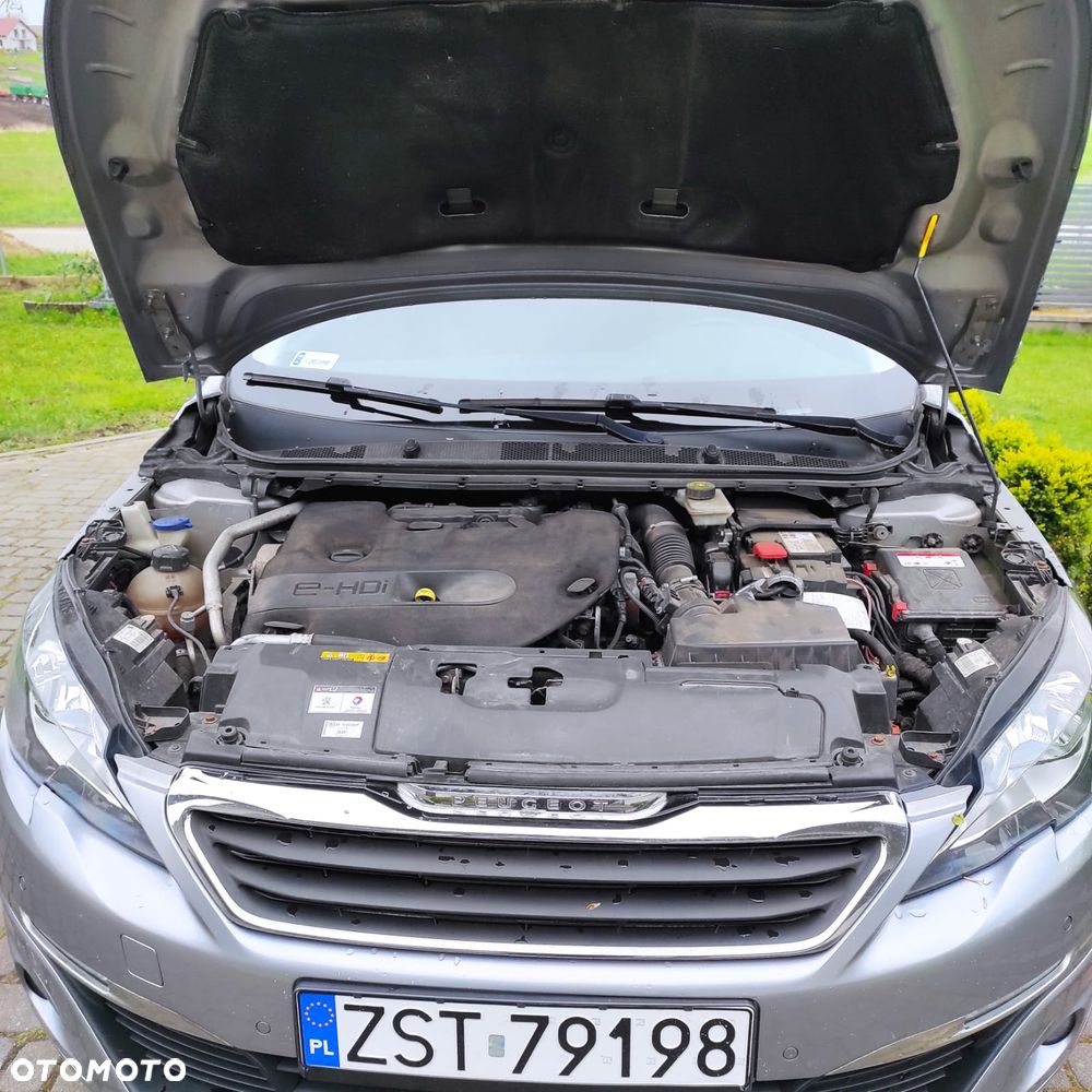 Peugeot 308 ver-bluehdi-150-stop-start-allure - 11