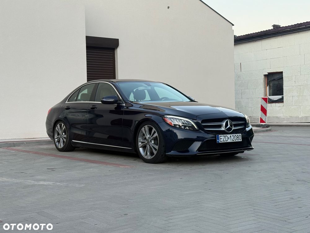Mercedes-Benz C-Class 2018 photo 3