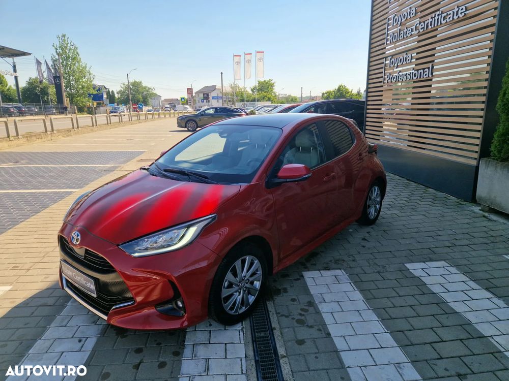 Toyota Yaris 1.5 VVT-i HSD Exclusive Style - 4