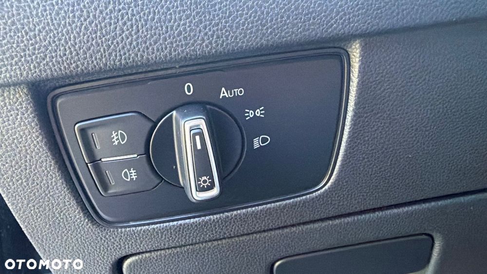 Volkswagen Passat 2.0 TDI SCR DSG - 29