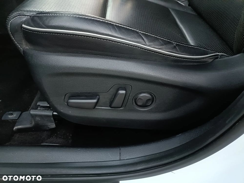 Kia Sportage 1.6 GDI 2WD Dream-Team Edition - 17