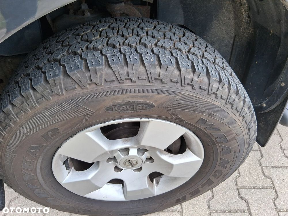 Nissan Navara Autm Premium - 19
