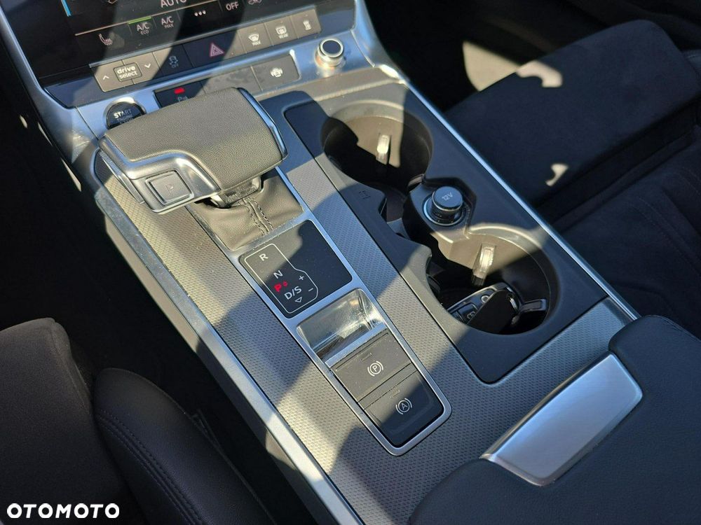 Audi A6 Avant 50 TDI quattro tiptronic design - 14