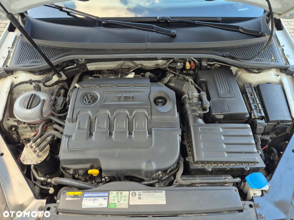 Volkswagen Passat Variant 2.0 TDI BMT Highline - 11