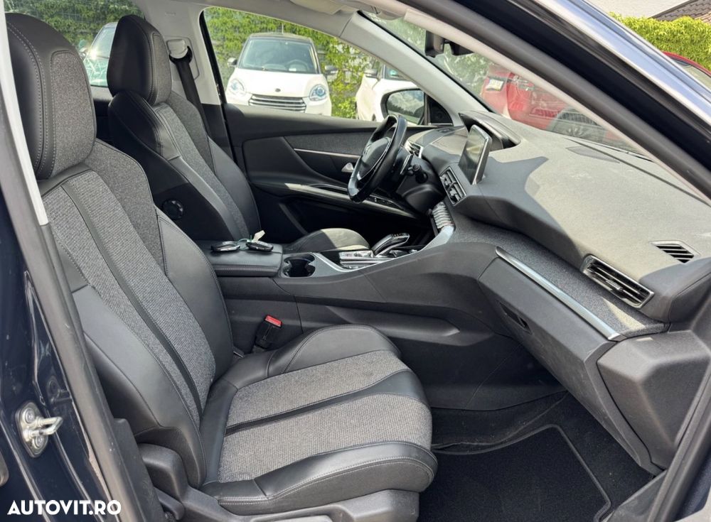 Peugeot 3008 - 22