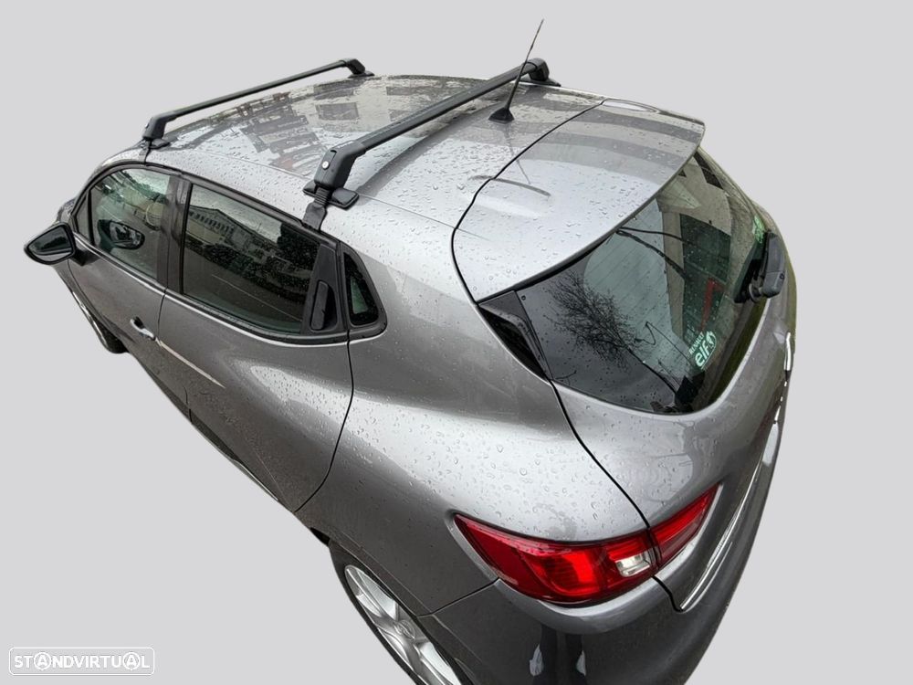 Renault Clio - 7