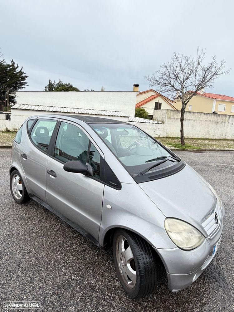 Mercedes-Benz A 190 Avantgarde - 4