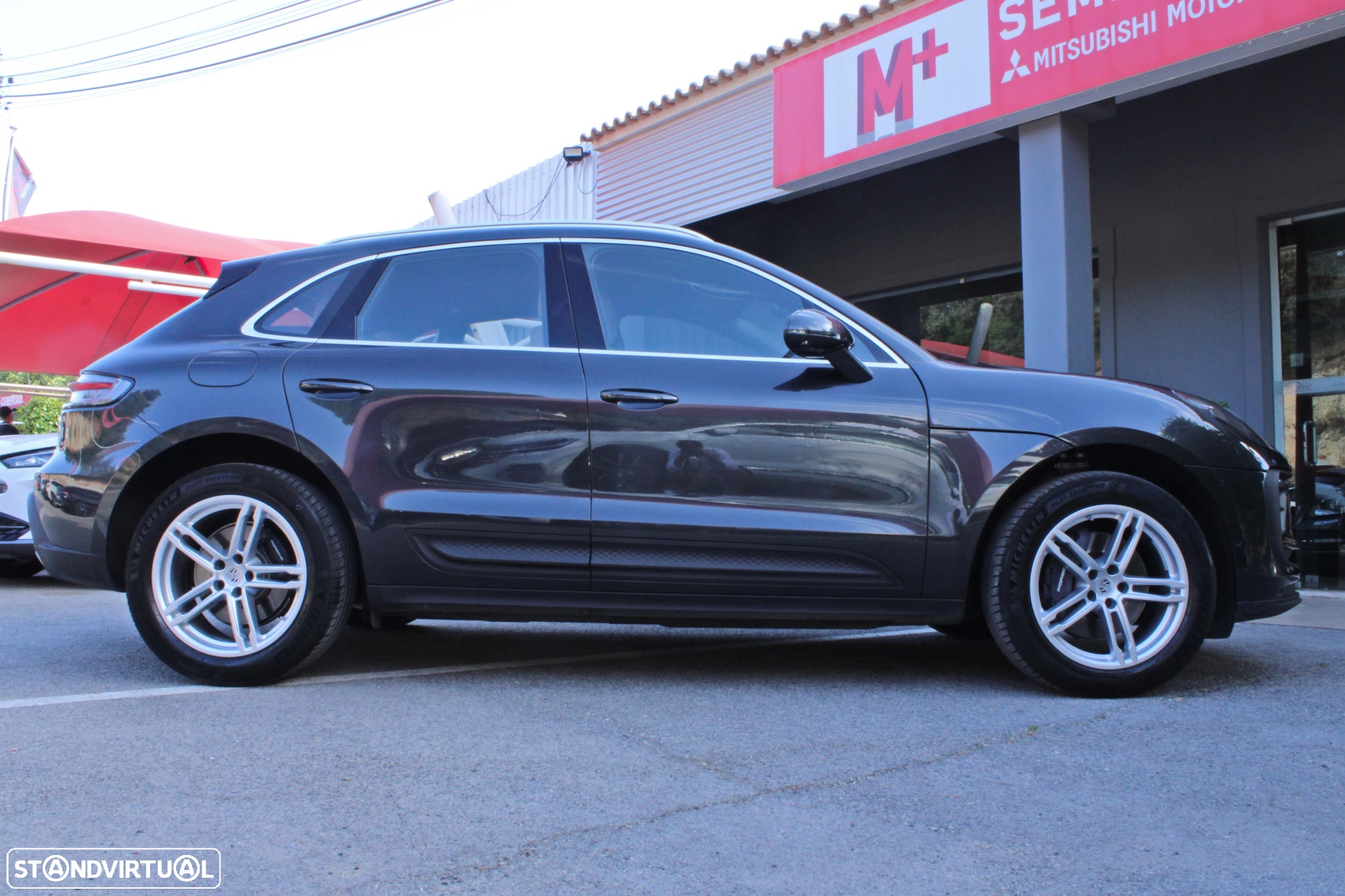 Porsche Macan Standard - 4