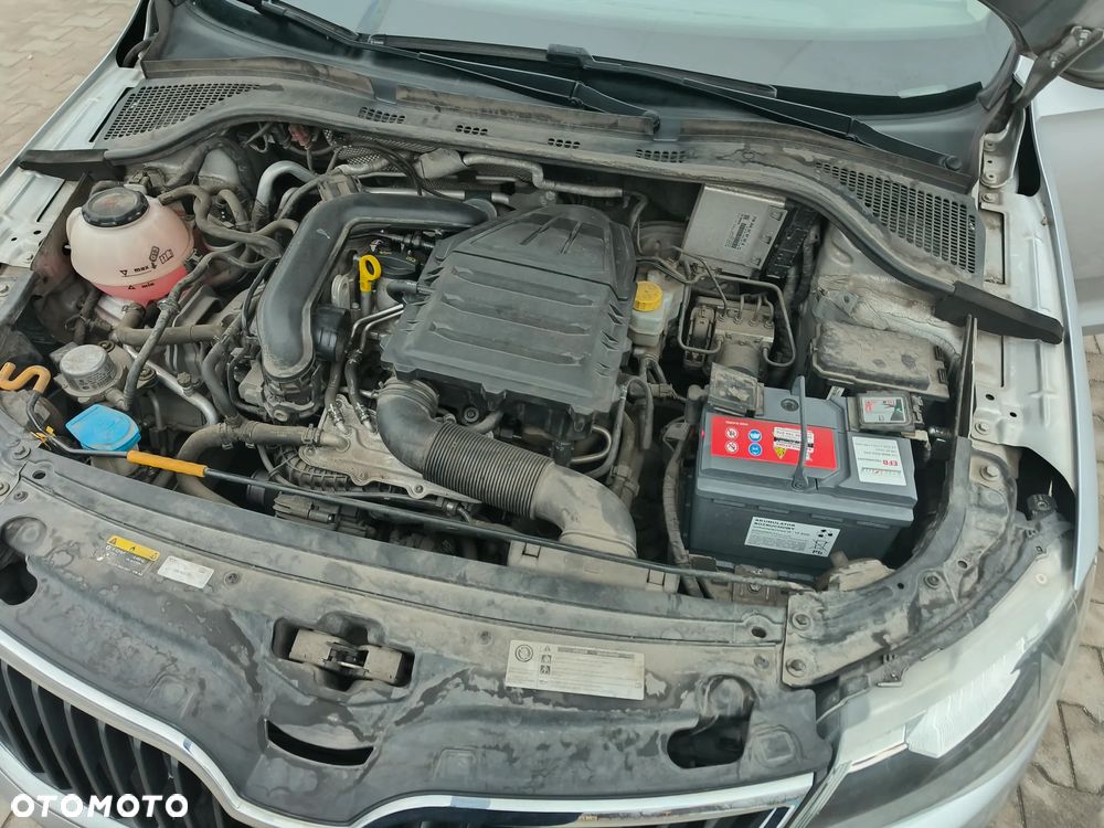 Skoda RAPID 1.0 TSI Style - 19