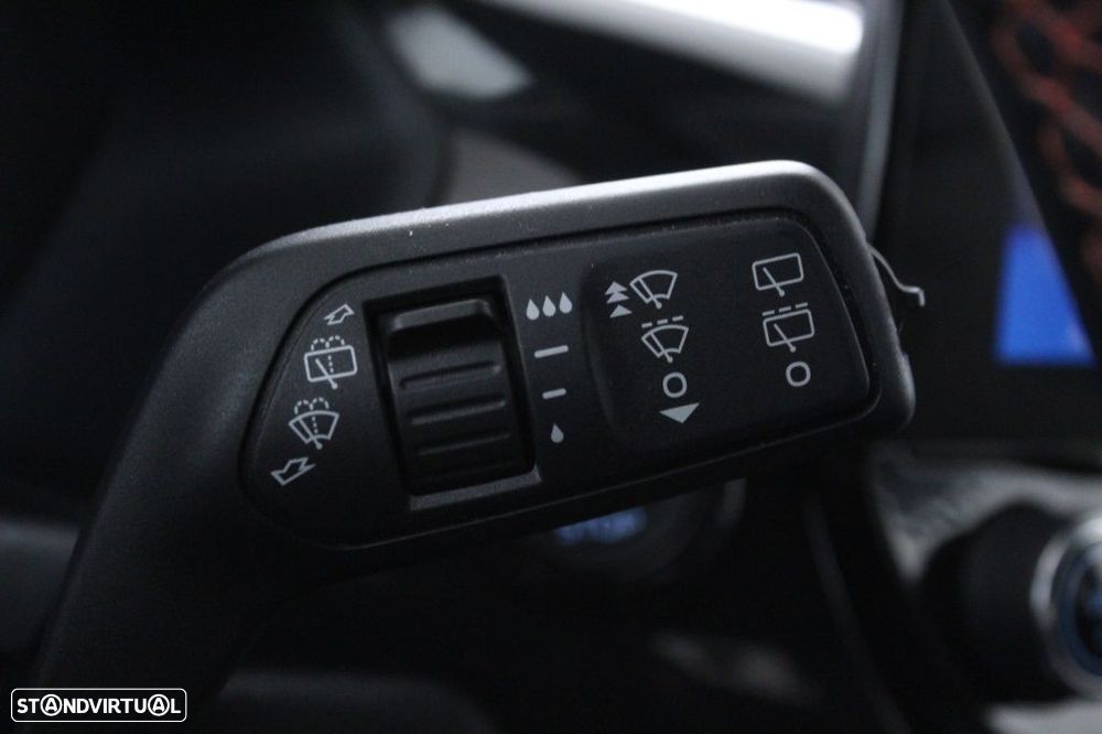 Ford Fiesta 1.0 EcoBoost ST-Line - 25