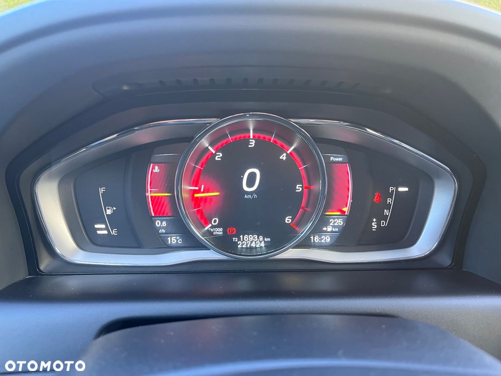 Volvo XC 60 - 10