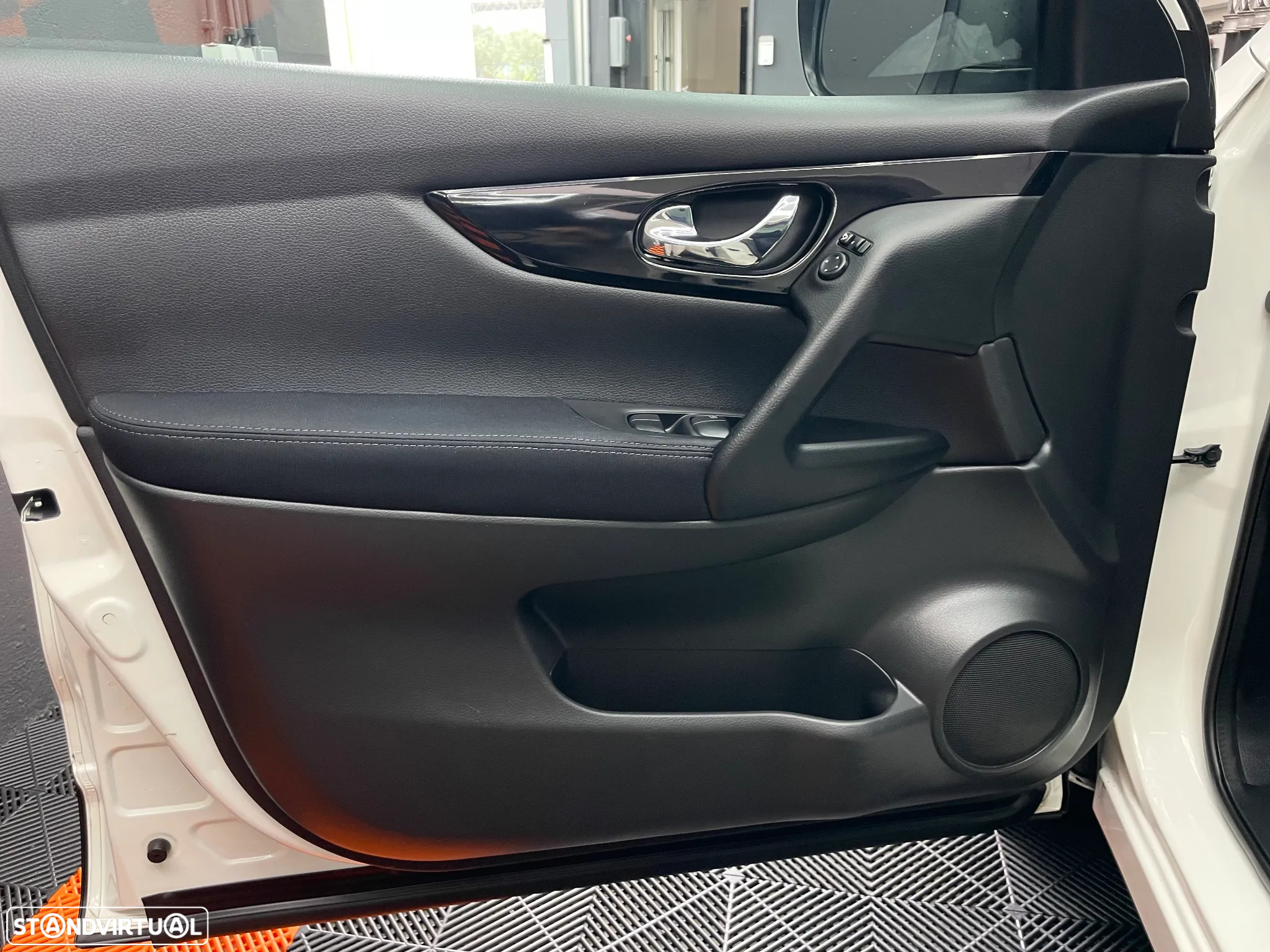 Nissan Qashqai 1.5 dCi Tekna Sport 17 129g - 15