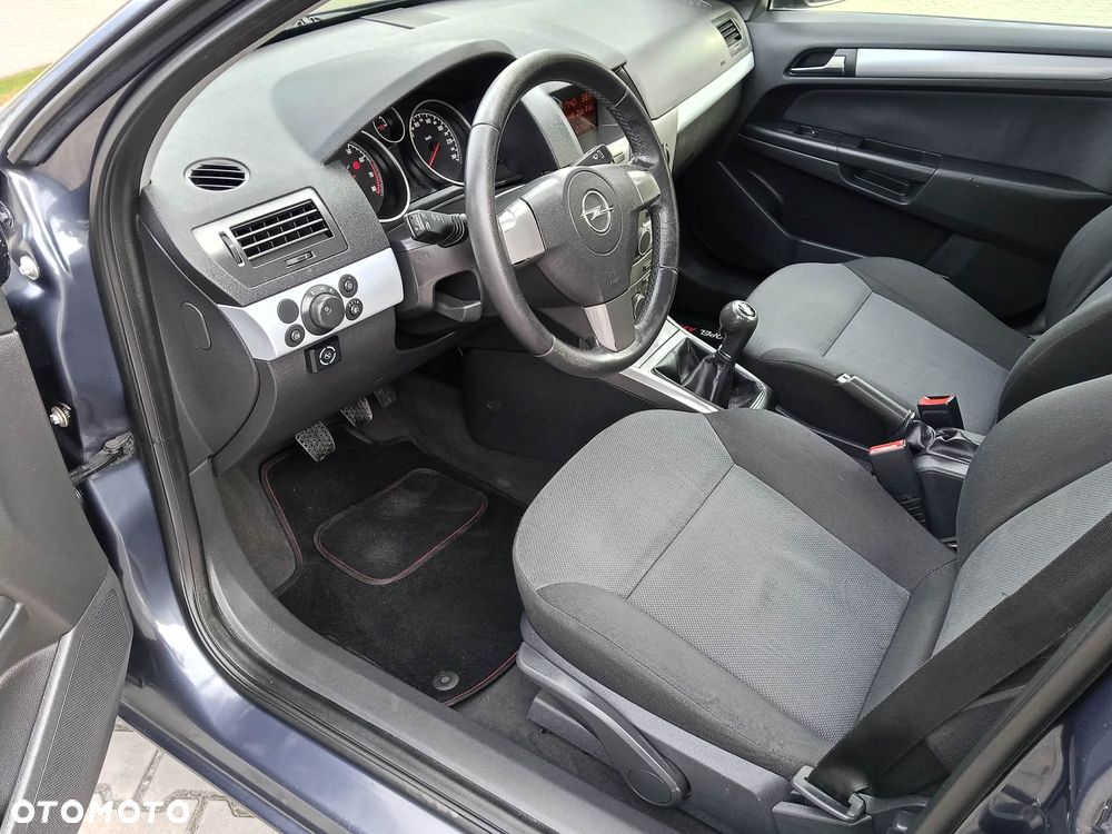 Opel Astra 1.6 Edition - 21