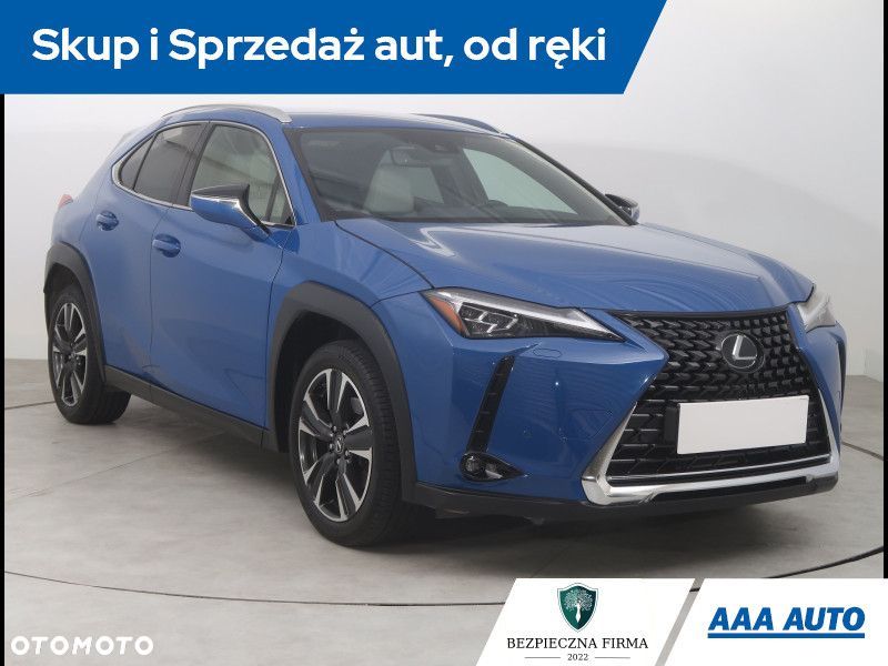Lexus UX - 3