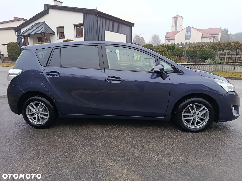 Toyota Verso 1.8 5-Sitzer Skyview Edition - 36
