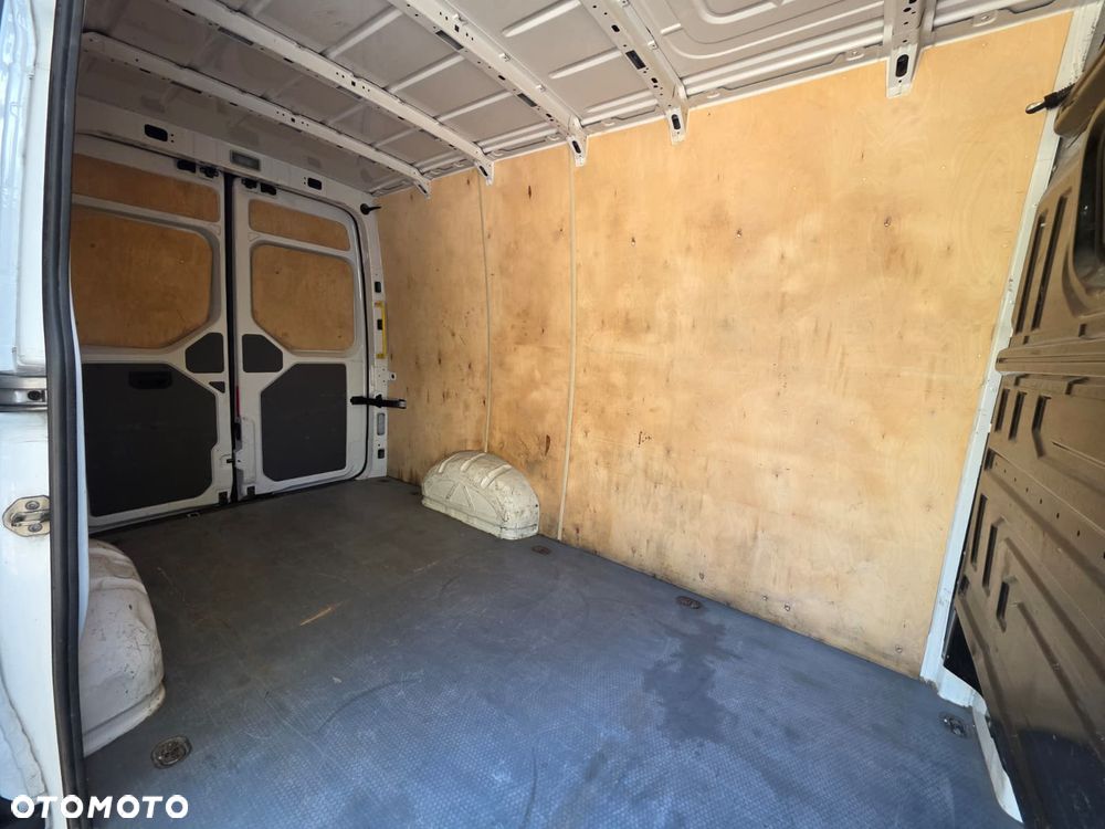 Volkswagen CRAFTER - 25