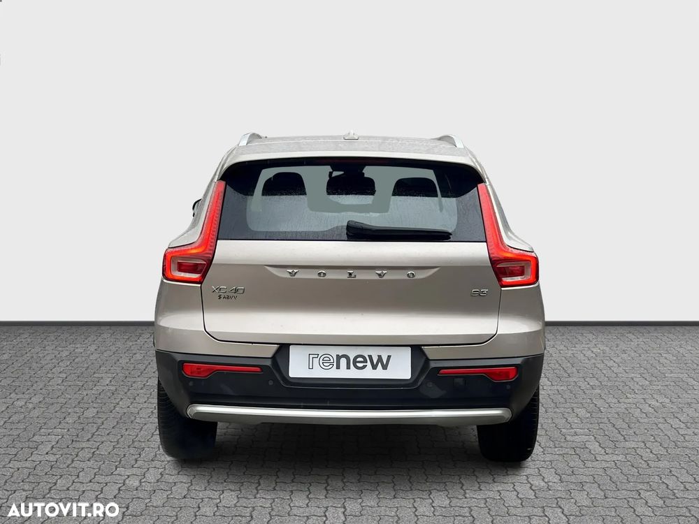 Volvo XC 40 B3 AT FWD MHEV Core - 3