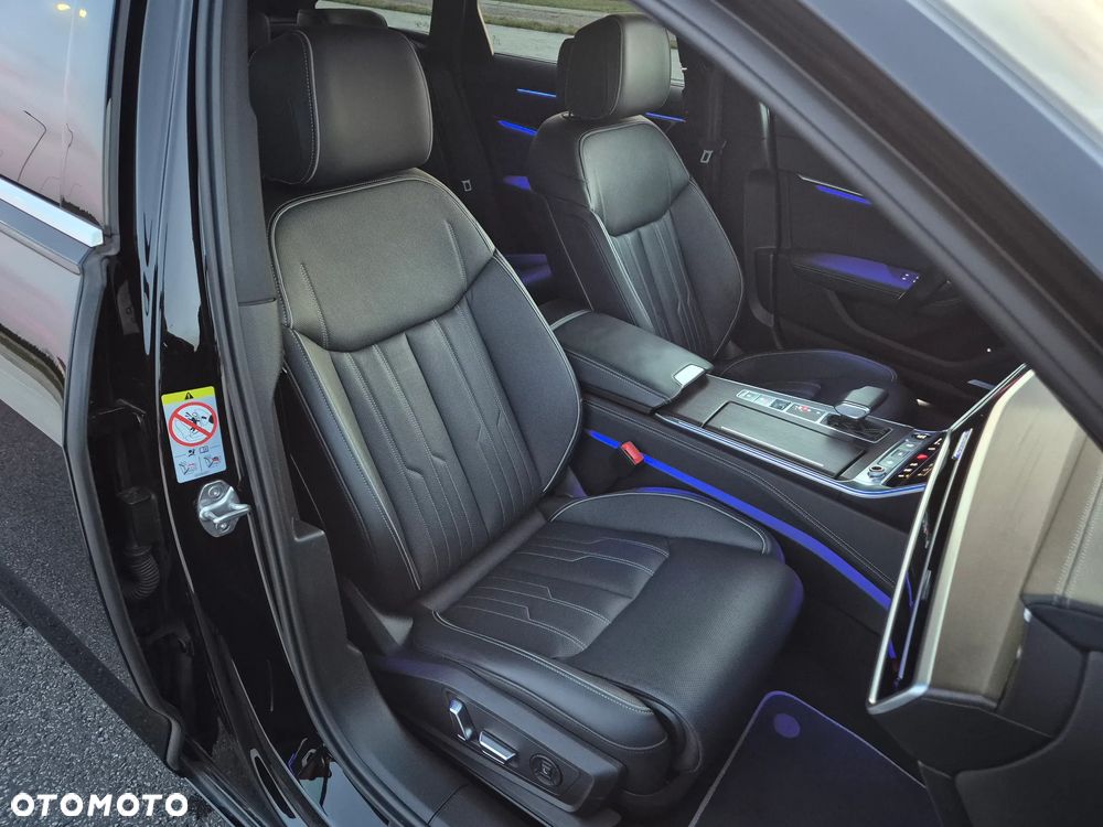 Audi A6 Avant 40 TDI quattro S tronic S line - 29