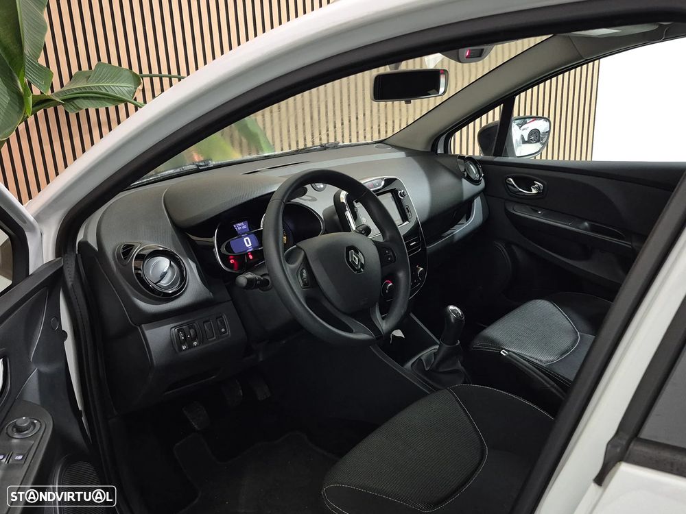 Renault Clio Sport Tourer 1.5 dCi Dynamique S - 25