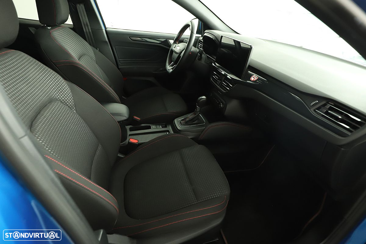 Ford Focus - 21