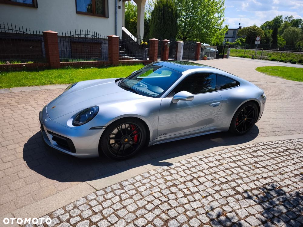 Porsche 911 Carrera GTS PDK - 9
