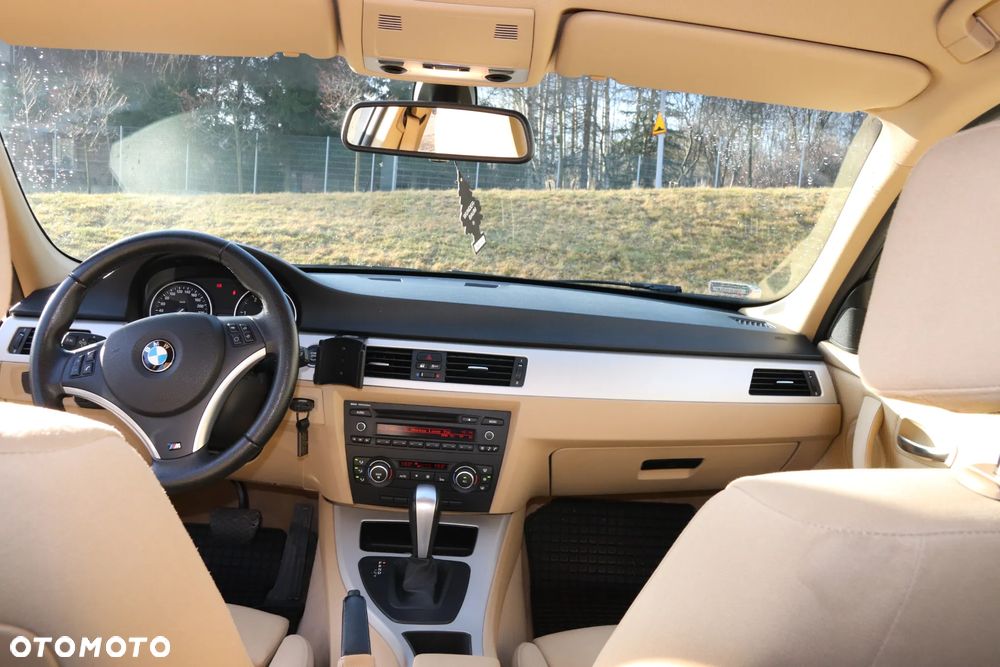 BMW Seria 3 - 18