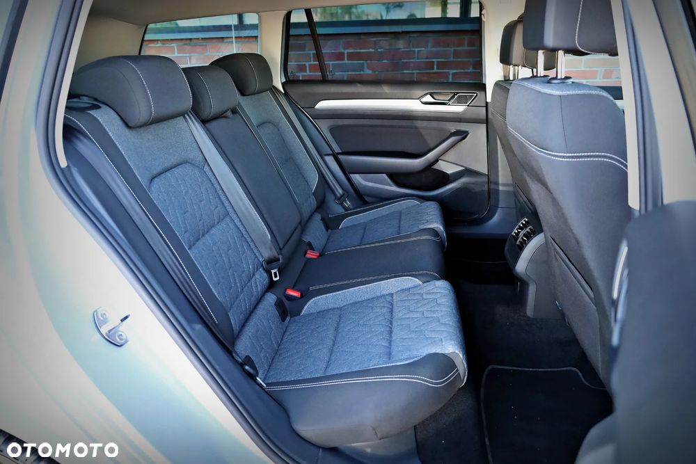 Volkswagen Passat 1.5 TSI EVO Business DSG - 22