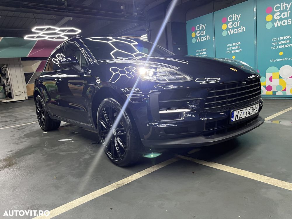 Porsche Macan Standard - 3