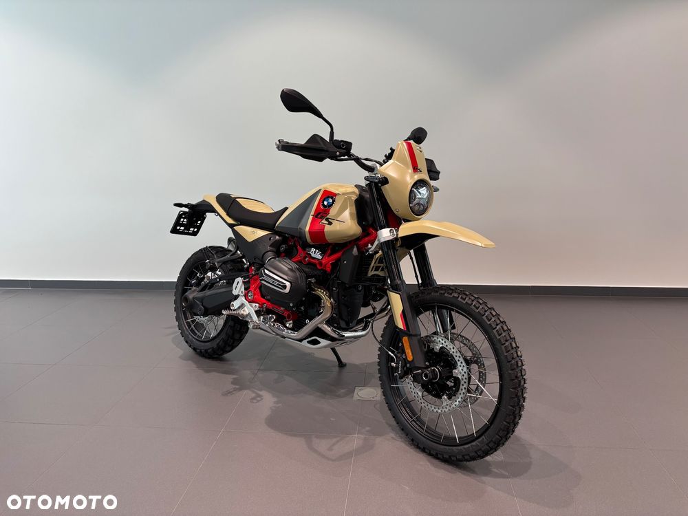 BMW R - 1