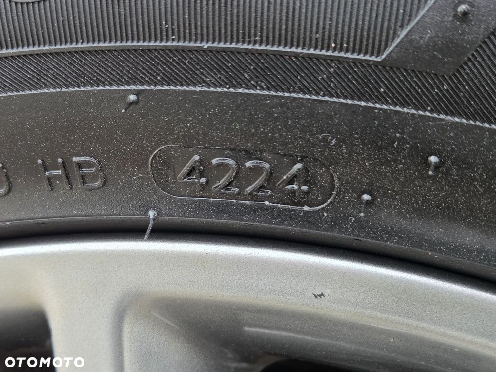 Ford Kuga 2.0 TDCi 2x4 Individual - 32