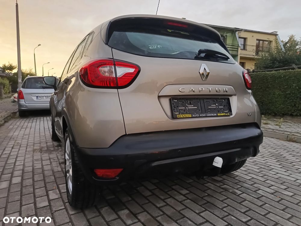 Renault Captur 0.9 Energy TCe Helly Hansen - 8