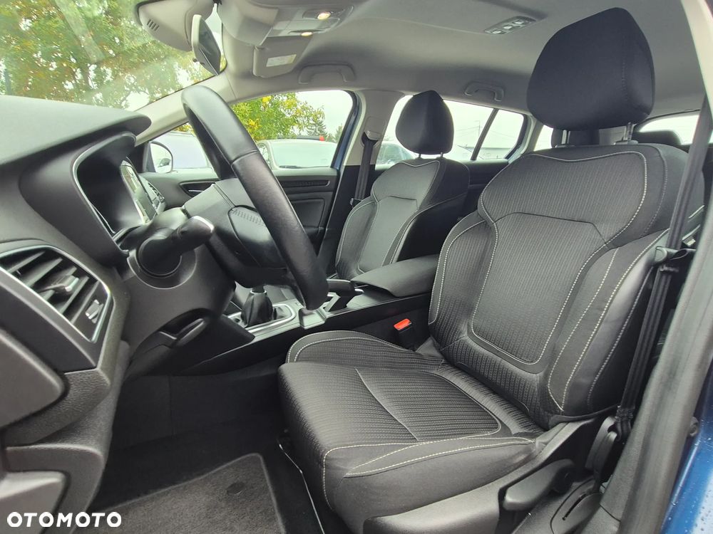 Renault Megane ENERGY TCe 100 EXPERIENCE - 27