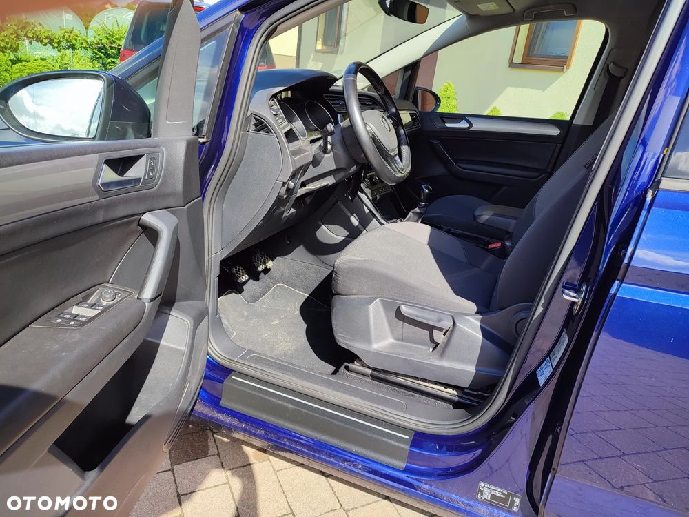 Volkswagen Touran 2.0 TDI SCR (BlueMotion Technology) Comfortline - 9