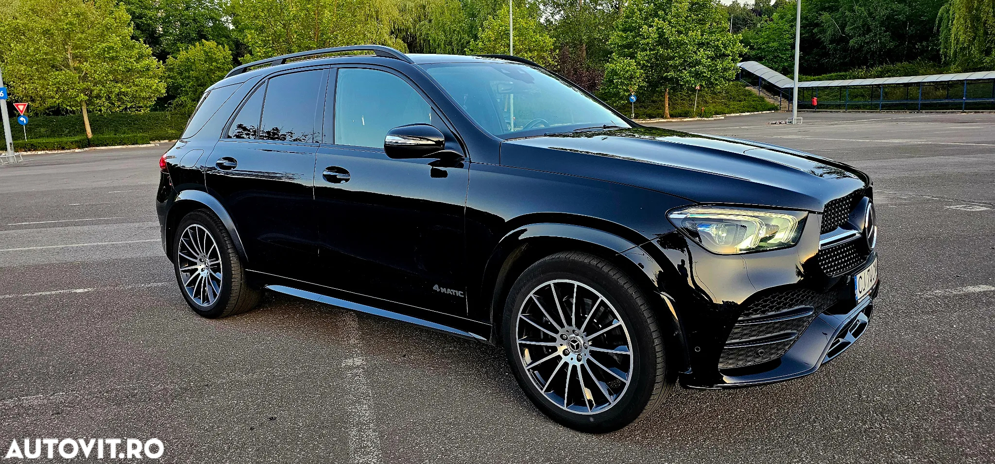 Mercedes-Benz GLE 400 d 4Matic 9G-TRONIC AMG Line - 18