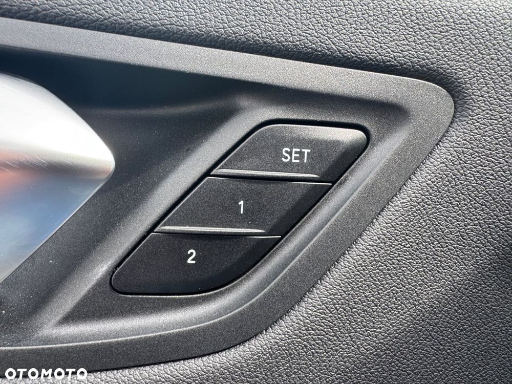 BMW Seria 2 - 12