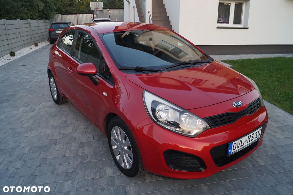 Kia Rio - 35