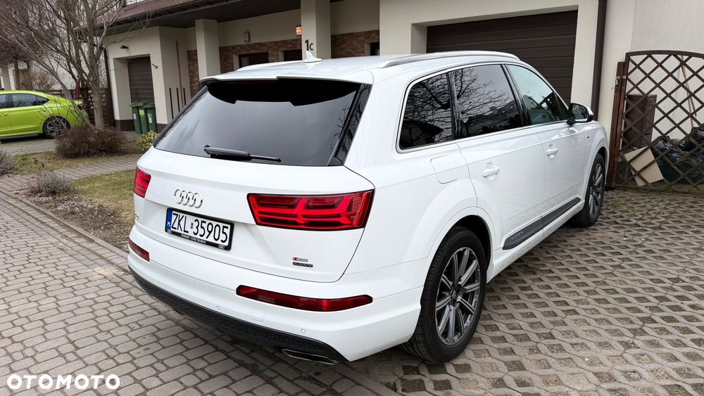 Audi Q7 - 8