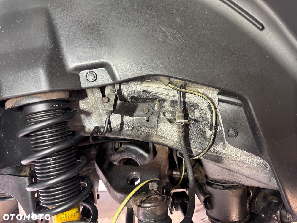 Subaru Legacy 2.5i Lineartronic Sport - 34