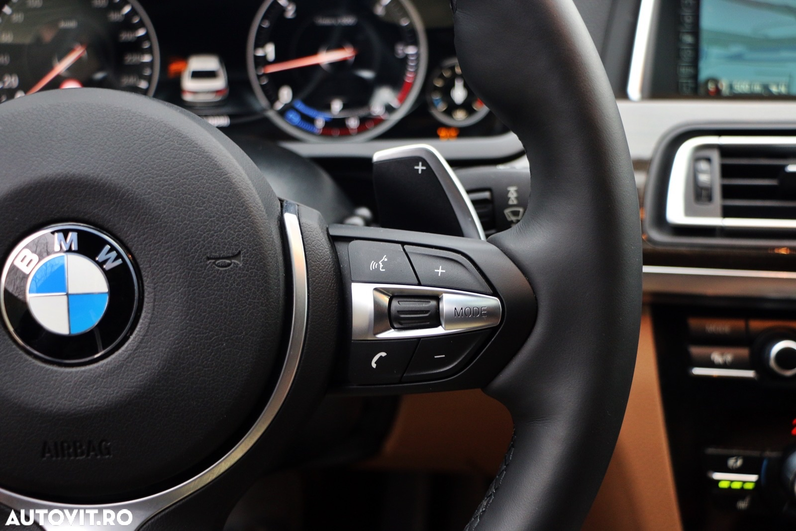 BMW Seria 7 740d xDrive - 27