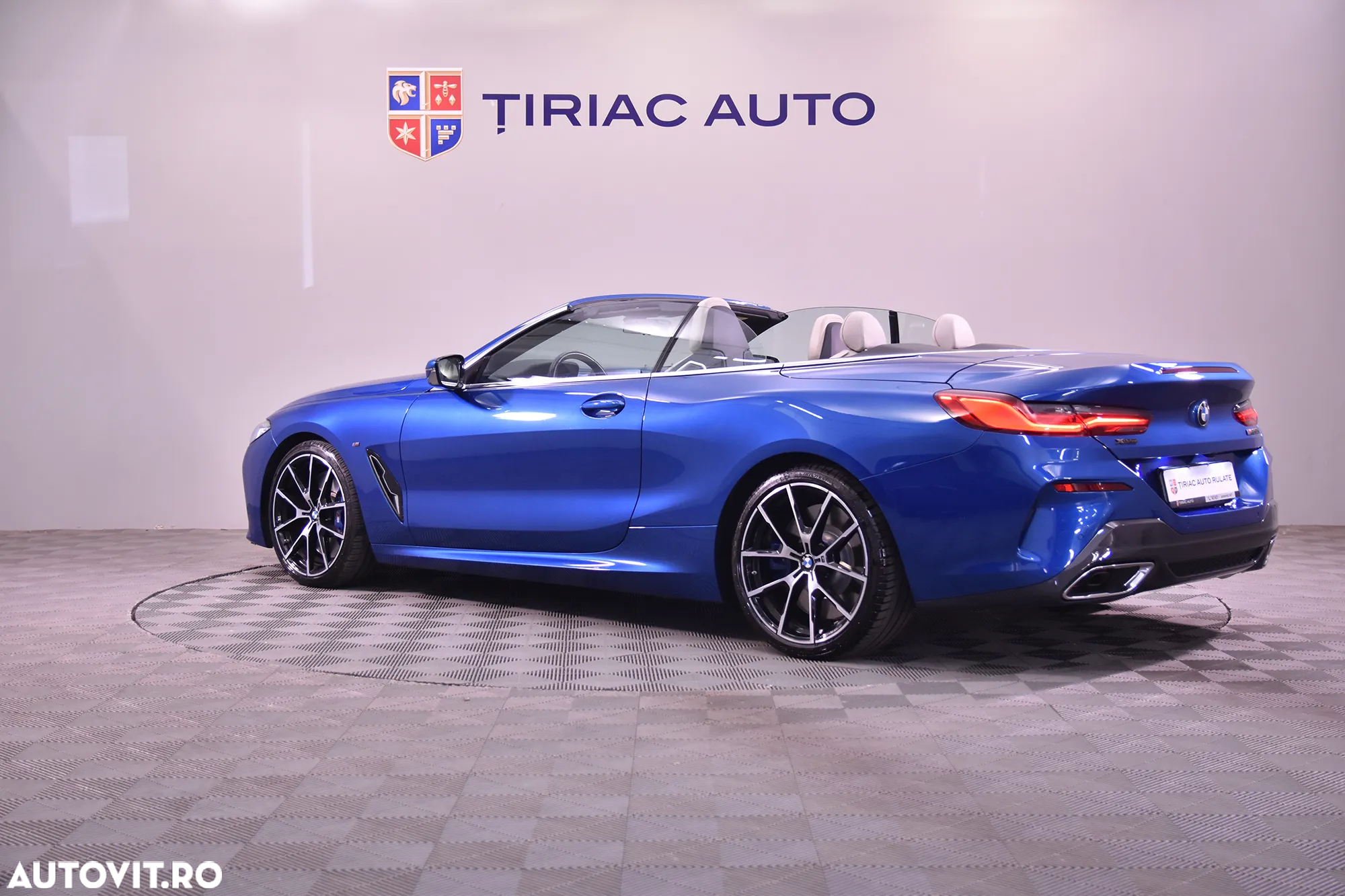 BMW M8 M850i xDrive AT - 11