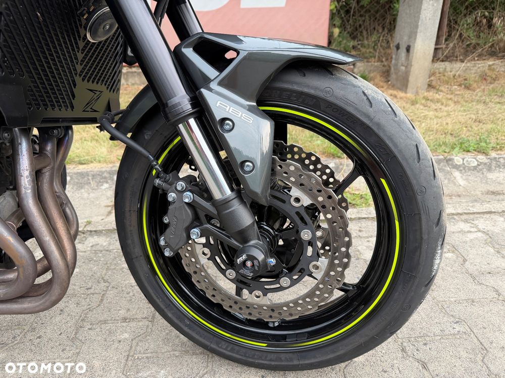 Kawasaki Z - 13