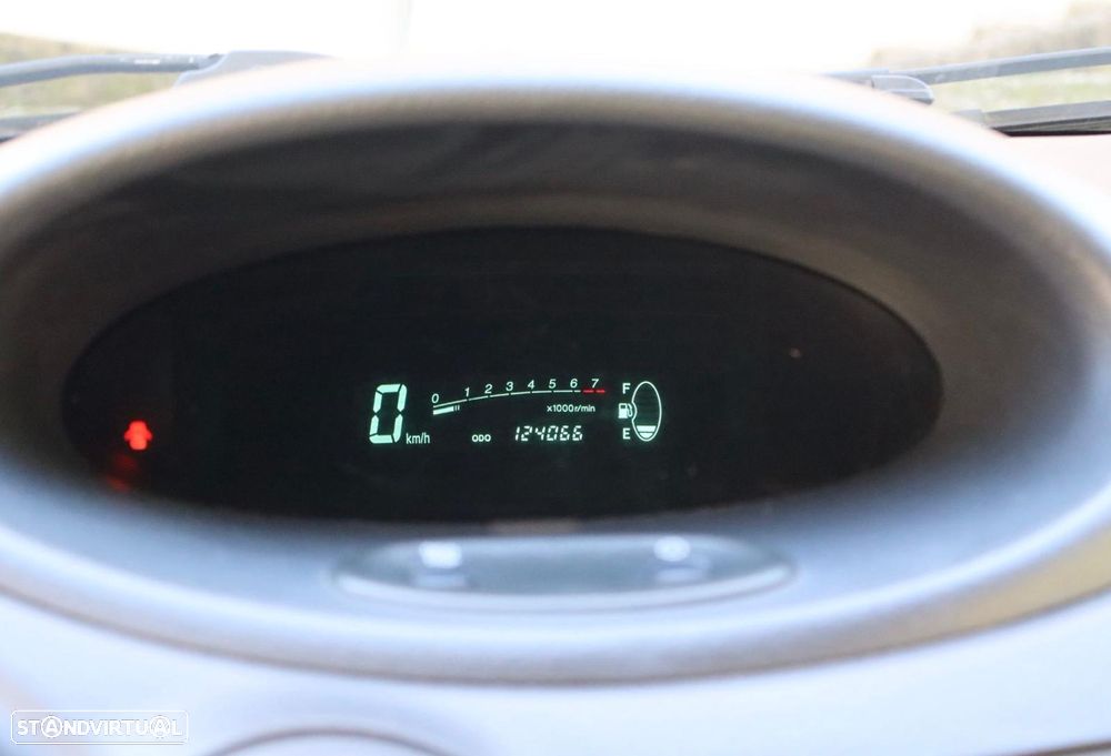 Toyota Yaris 1.0 Sol - 5