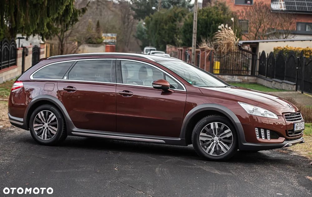 Peugeot 508 RXH Hybrid4 - 10